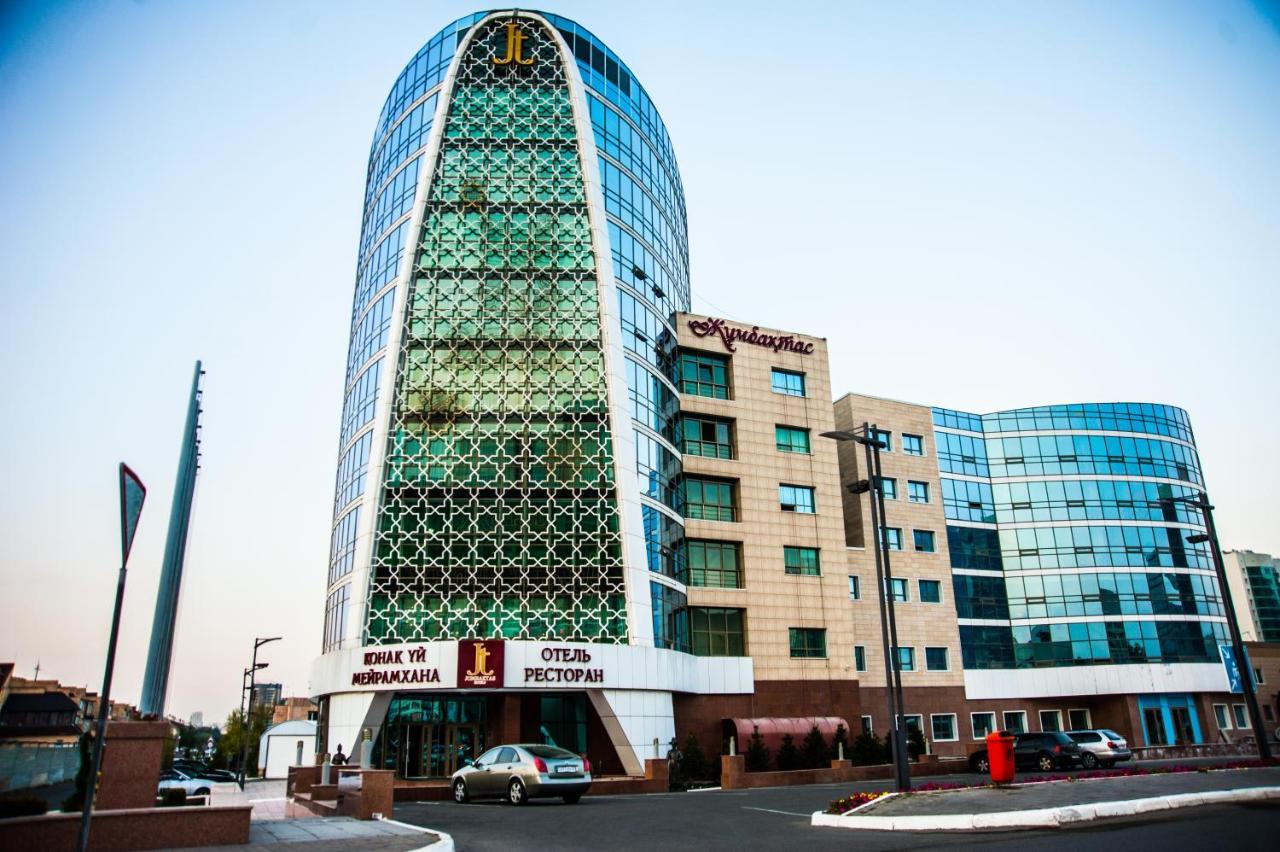 Jumbaktas Astana Hotel Exterior photo