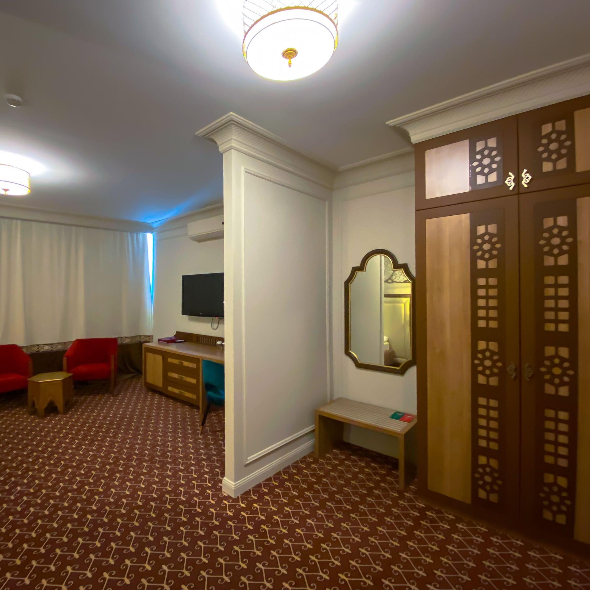 Jumbaktas Astana Hotel Exterior photo